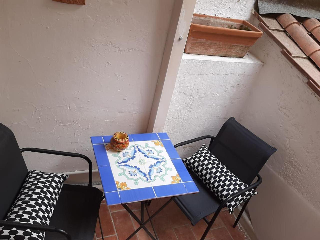 Charming Loft In Piazza Di Spagna Apartment โรม ภายนอก รูปภาพ