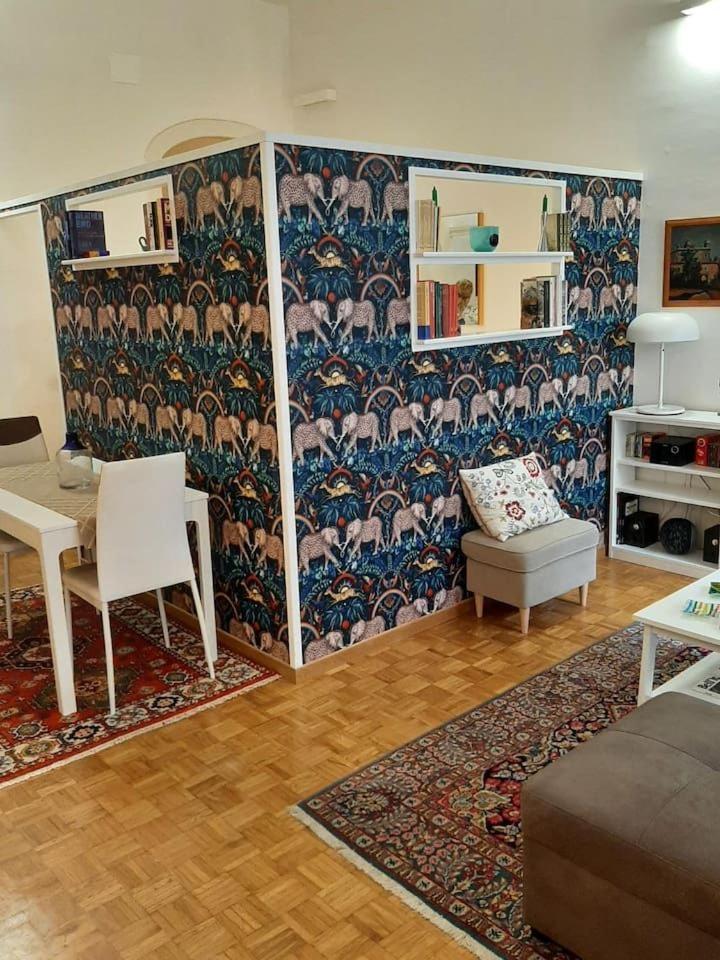 Charming Loft In Piazza Di Spagna Apartment โรม ภายนอก รูปภาพ