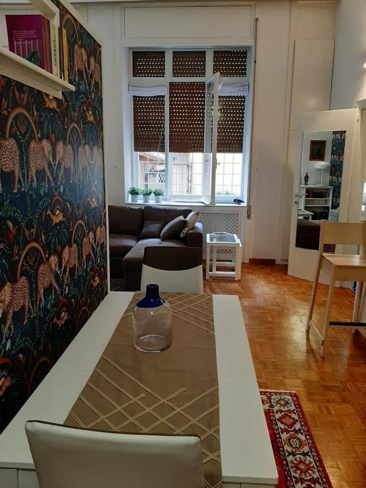 Charming Loft In Piazza Di Spagna Apartment โรม ภายนอก รูปภาพ