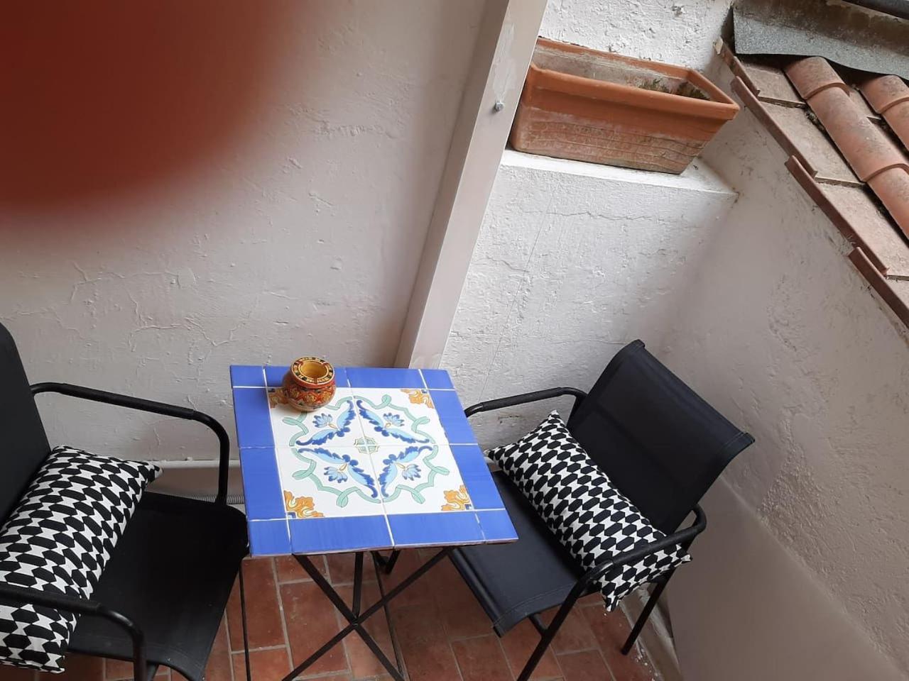 Charming Loft In Piazza Di Spagna Apartment โรม ภายนอก รูปภาพ